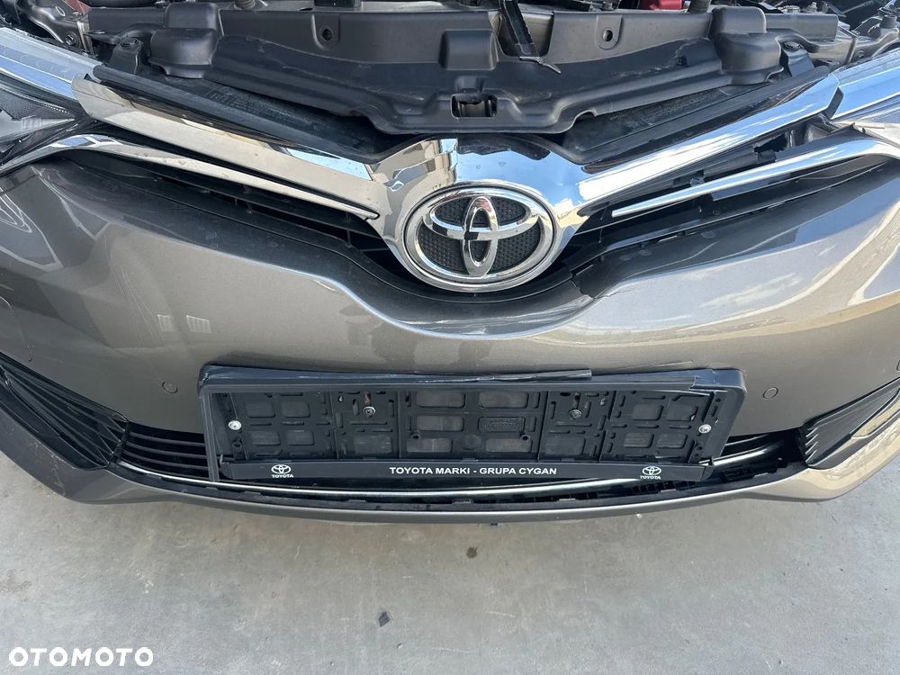 Toyota Auris 1.6 Prestige - 11