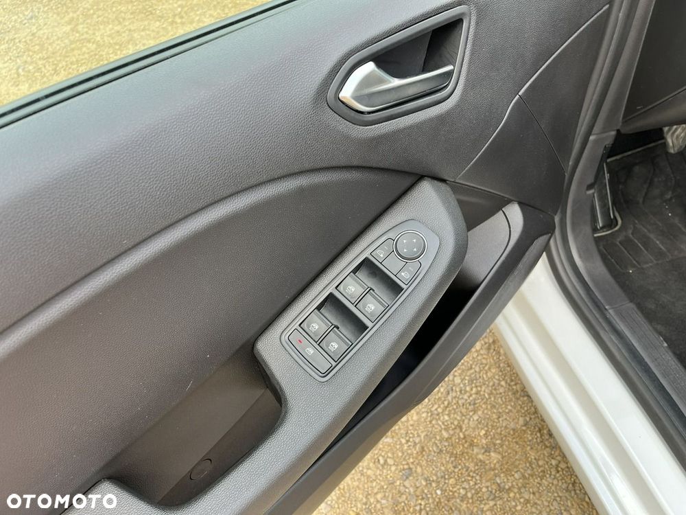 Renault Clio - 13