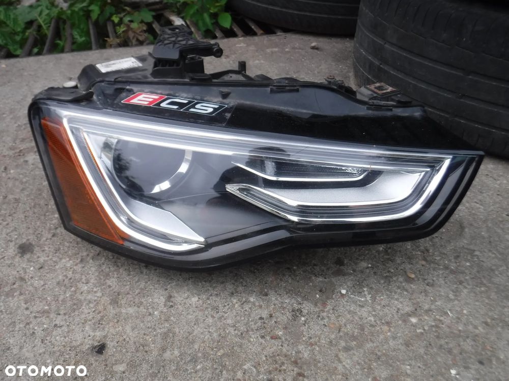 Audi A5 S5 8T lift lampa xenon led prawa USA 8T0941006E - 1
