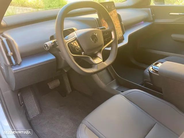 Volvo EX30 69 kWh Single Motor Extended Range Core - 10