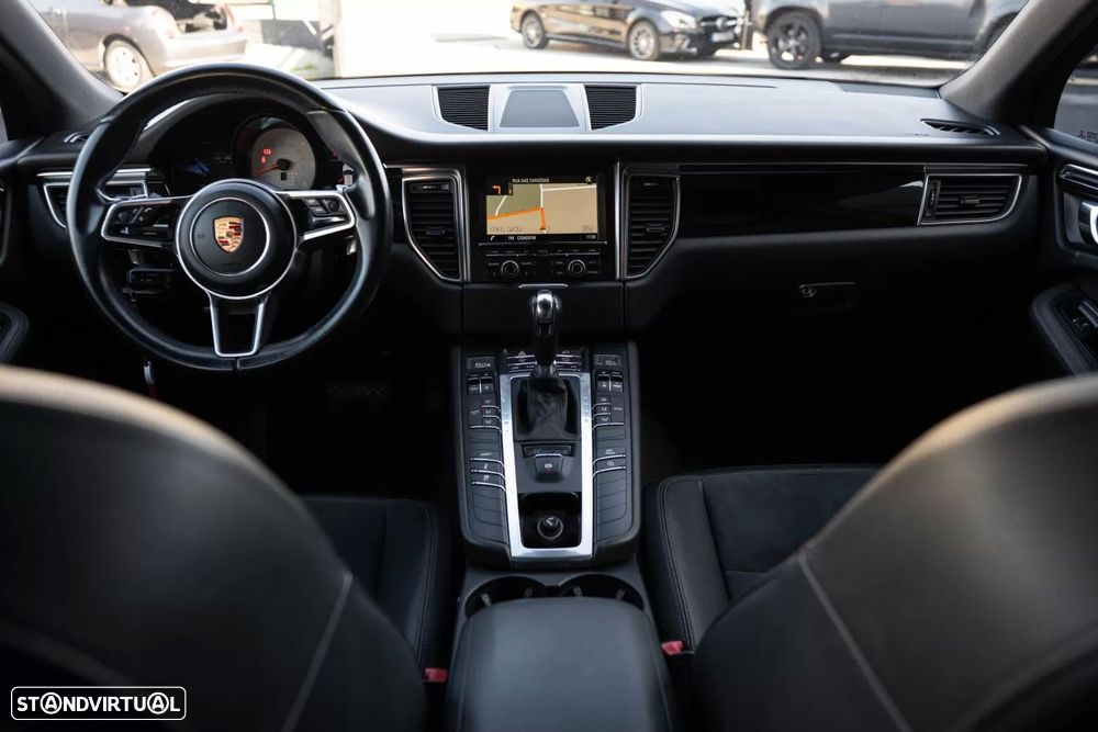 Porsche Macan S - 42