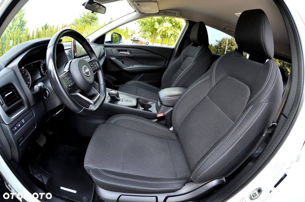 Nissan Qashqai 1.3 DIG-T N-Connecta DCT - 2
