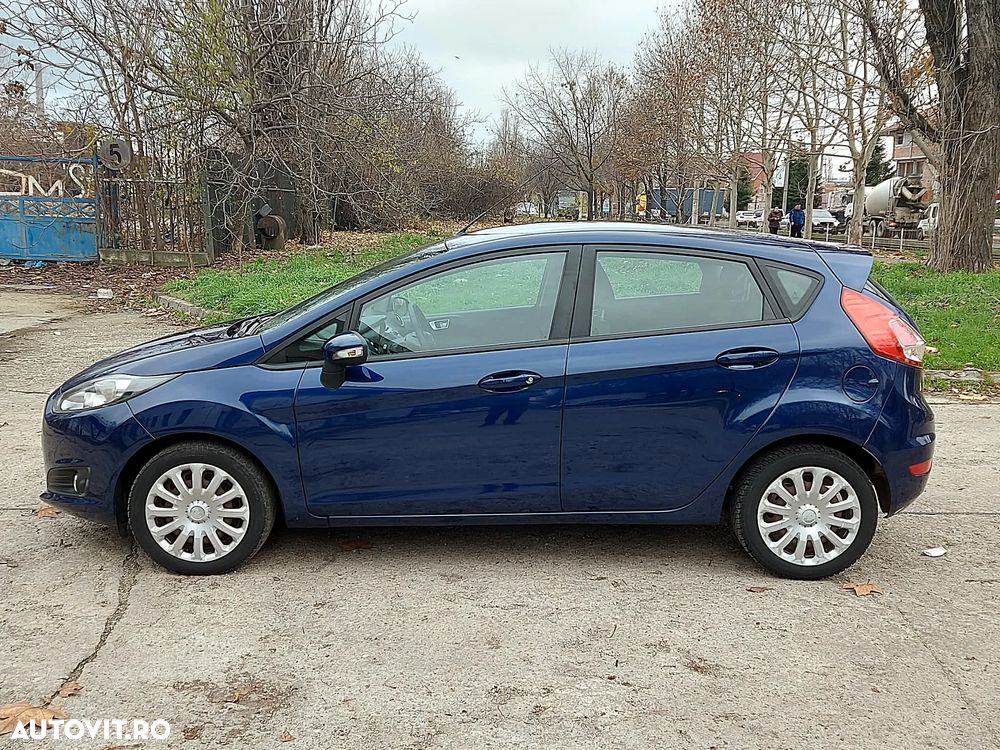 Ford Fiesta 1.5 TDCi DPF Titanium - 6