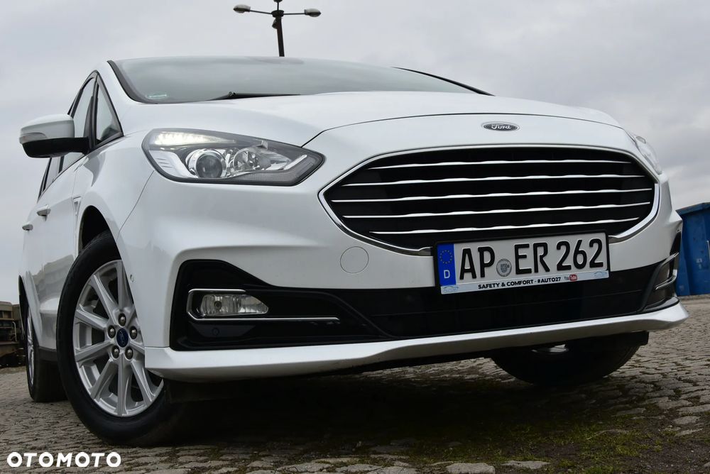 Ford S-Max 2.0 EcoBlue Titanium - 32