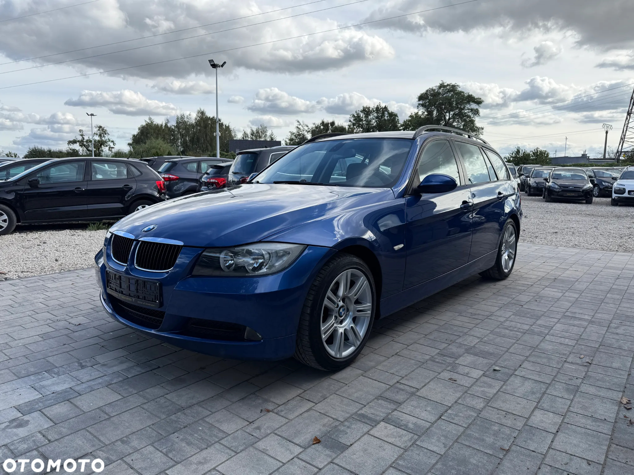 BMW Seria 3 320i Touring Edition Sport - 2