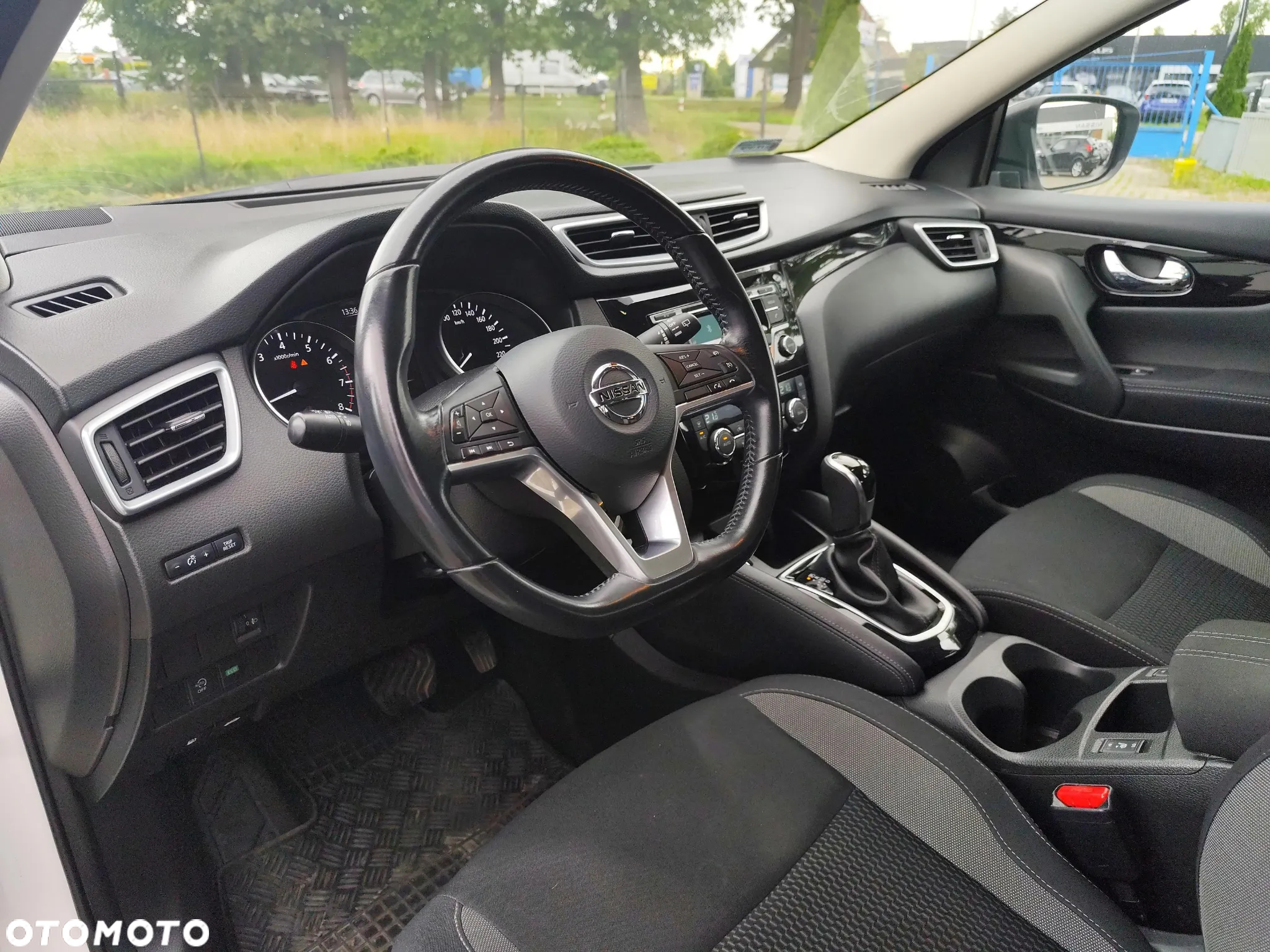 Nissan Qashqai 1.2 DIG-T Acenta Xtronic - 9