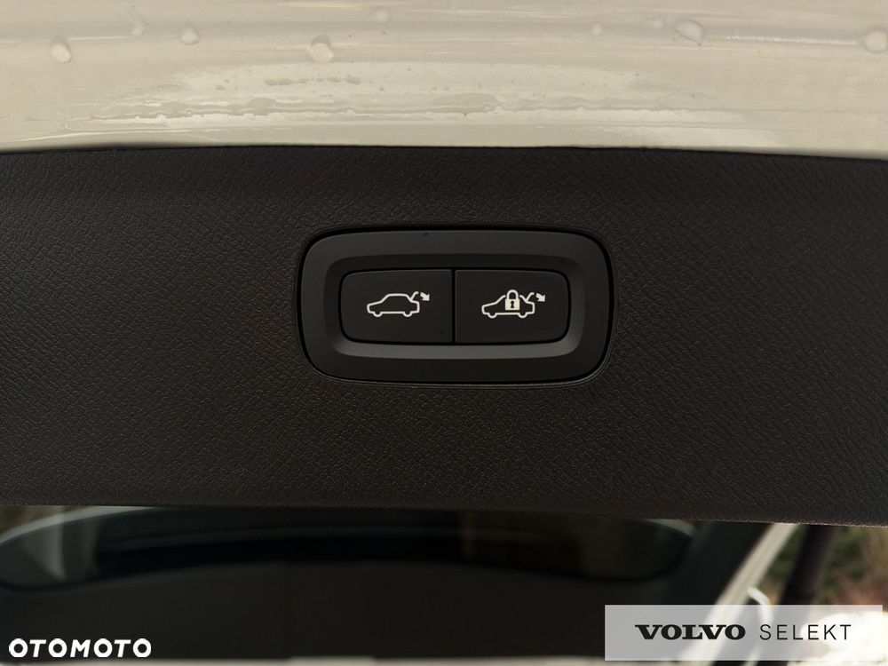 Volvo XC 90 - 36