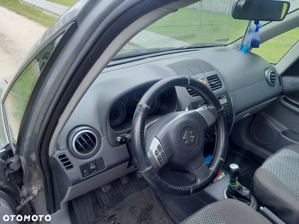 Suzuki SX4 2.0 DDiS Comfort 4WD - 7