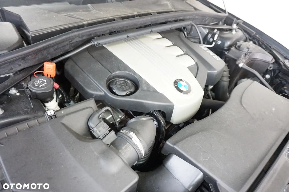 BMW Seria 1 120d - 14