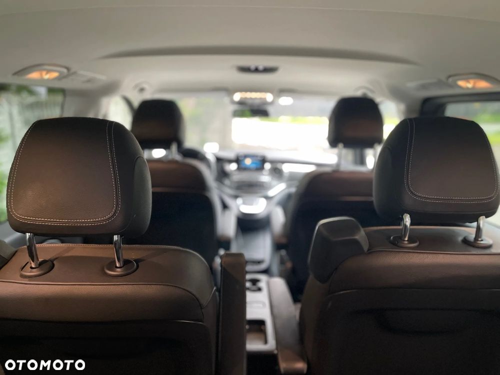 Mercedes-Benz Klasa V 220 d 4-Matic 9G-Tronic (d³ugi) - 13