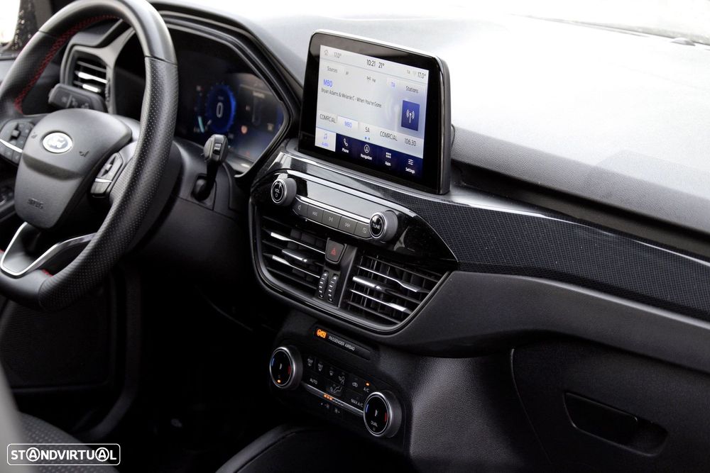 Ford Kuga - 12