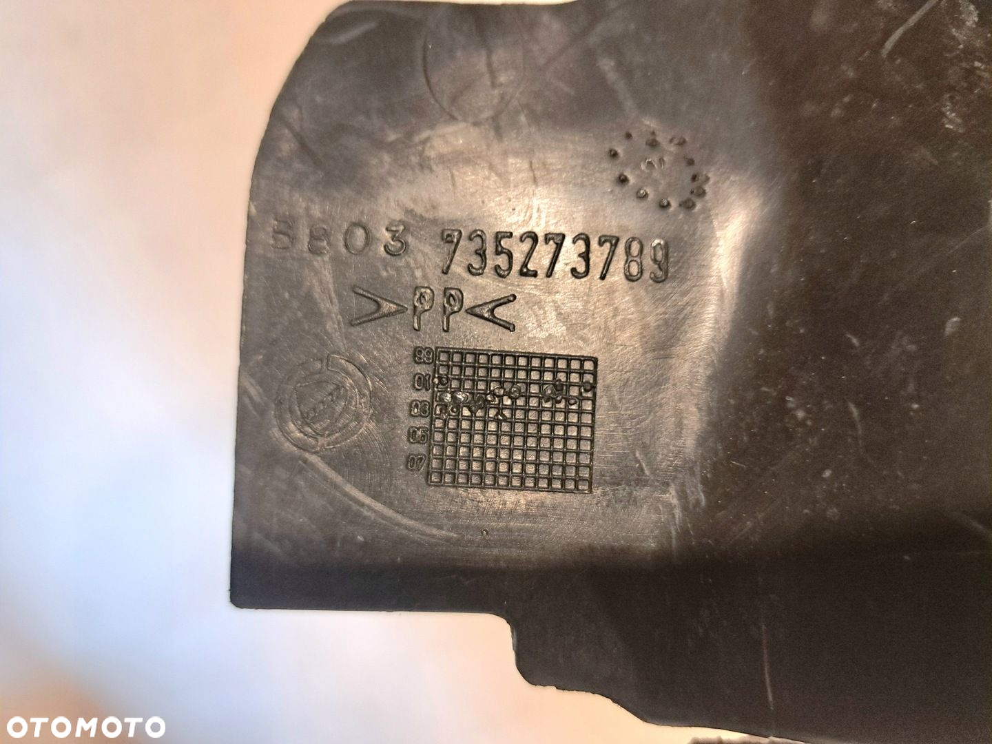 OSŁONA BAGAŻNIKA PASA TYLNEGO FIAT STILO 5d LIFT - 3