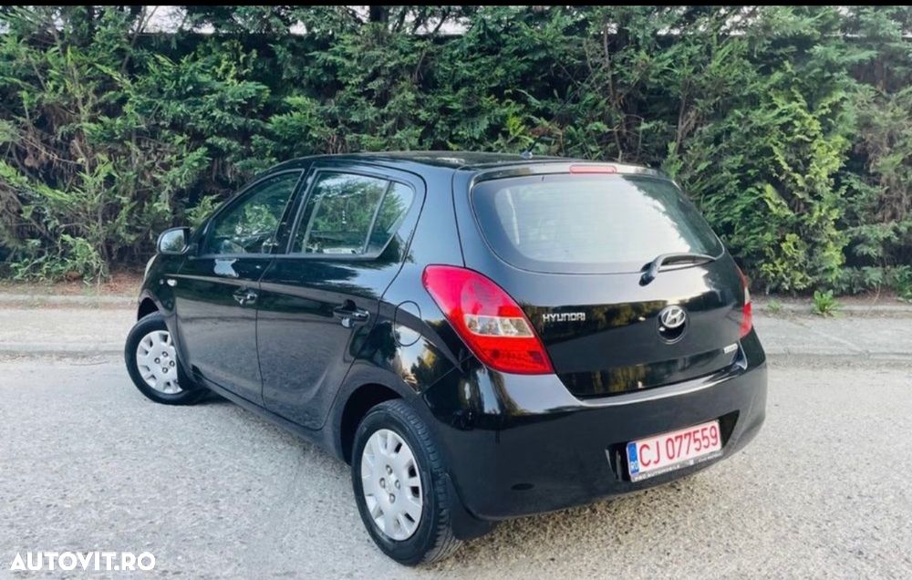 Hyundai i20 1.4 CRDi Style - 10