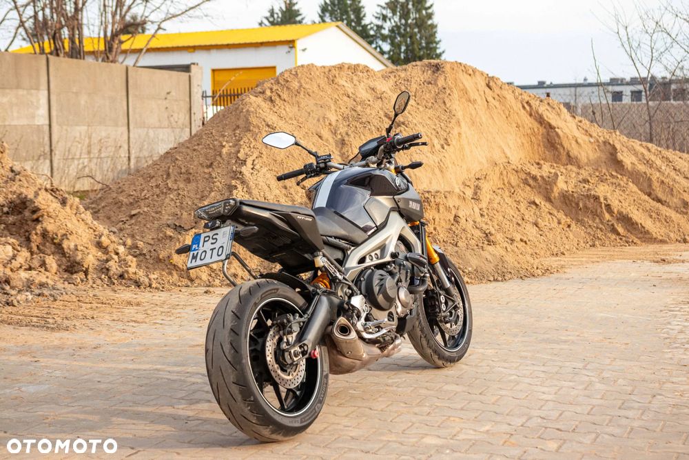 Yamaha MT - 7