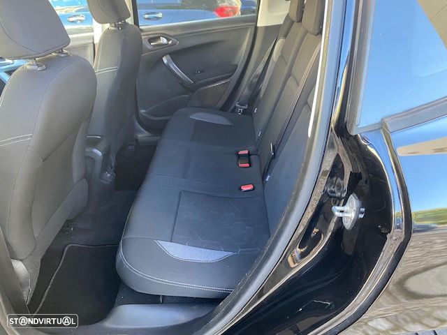 Peugeot 2008 1.6 BlueHDi Style - 5