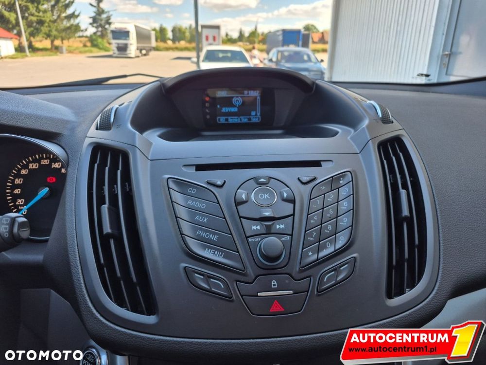 Ford Kuga - 25