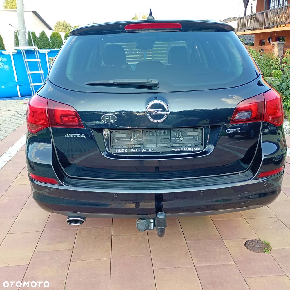 Opel Astra - 11