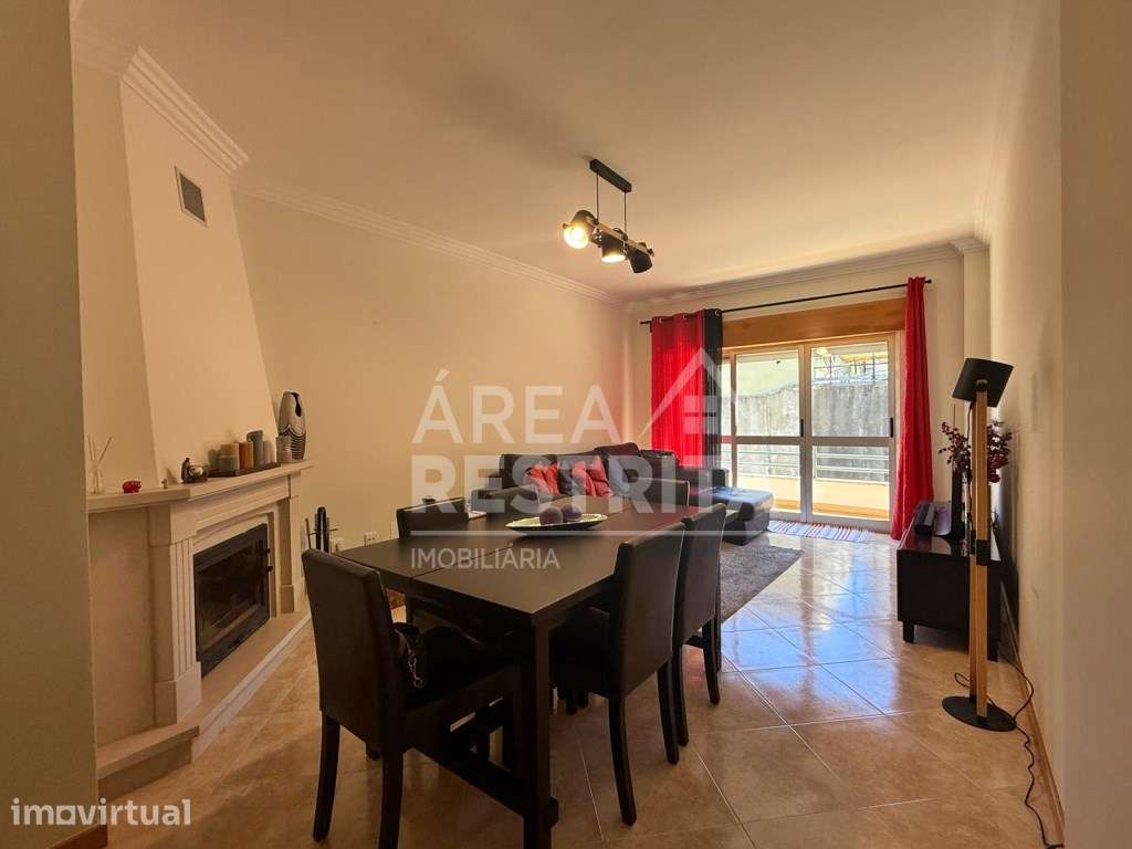 Apartamento T3 Amplo e Luminoso com Varandas, Elevador e Parqueamen... - Grande imagem: 4/32
