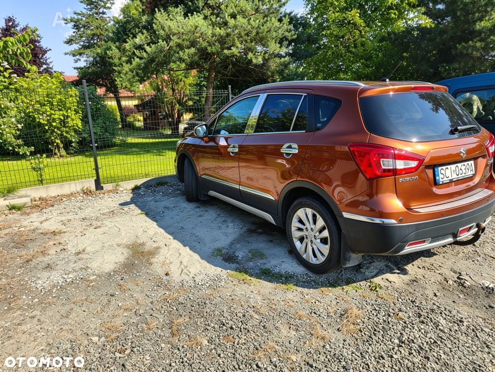 Suzuki SX4 - 4