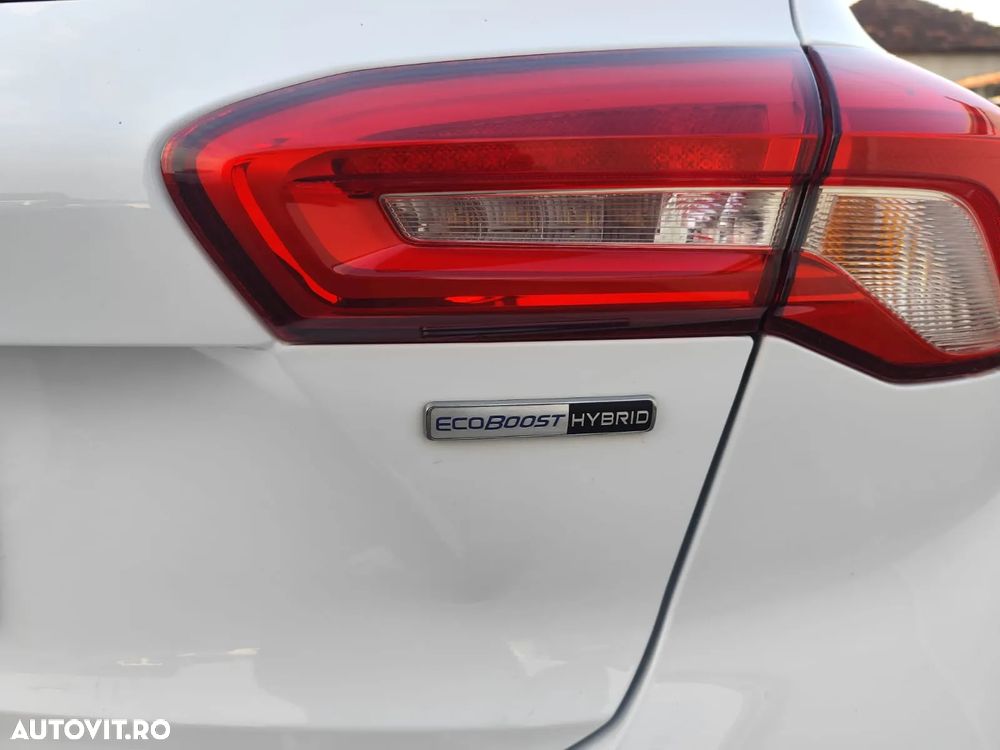 Ford Focus 1.0 EcoBoost 6MT MHEV Titanium - 10