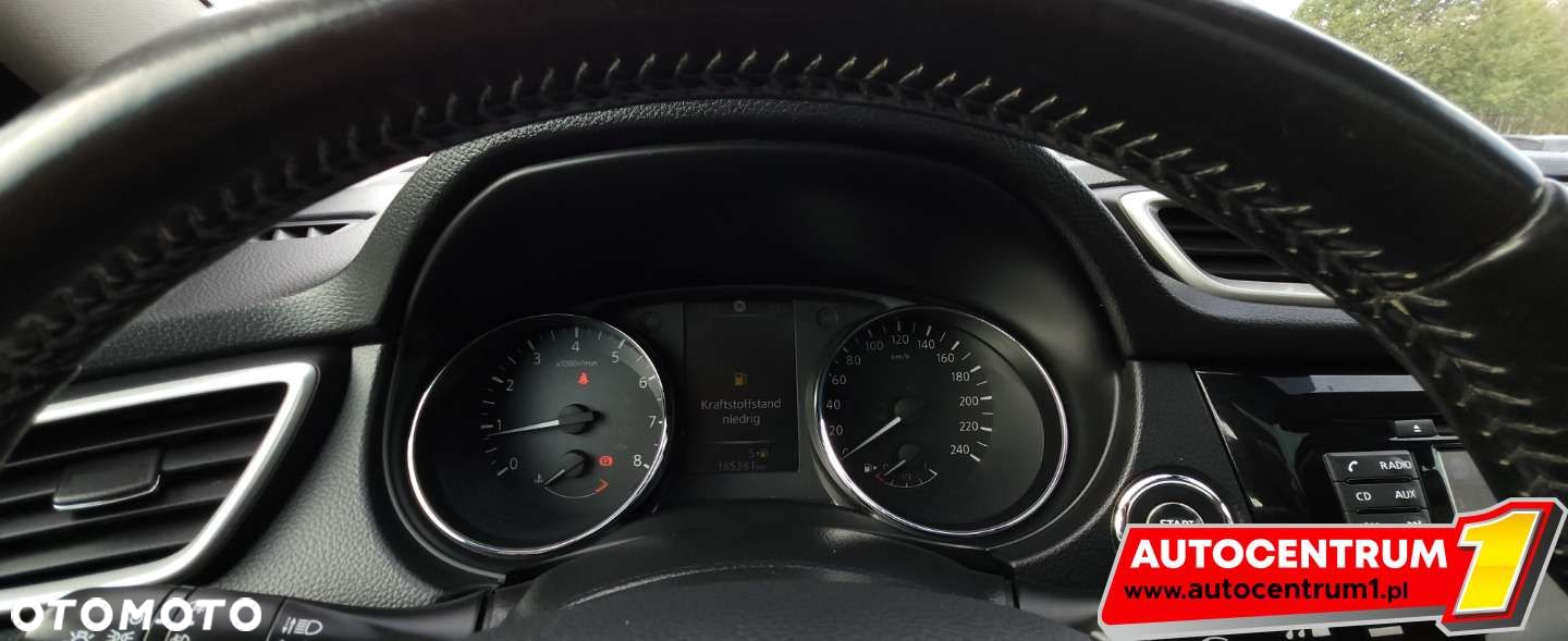 Nissan Qashqai - 25