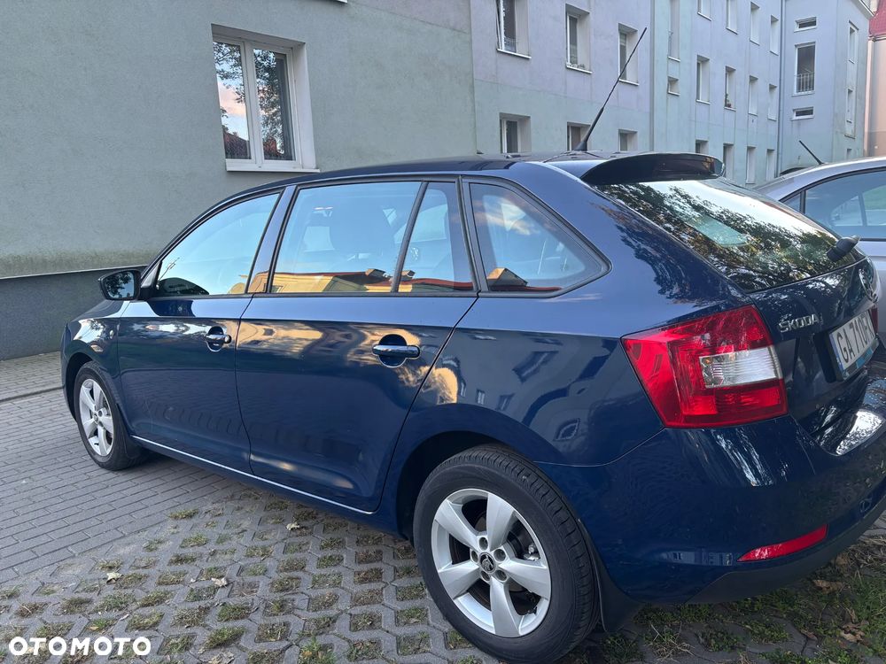 Skoda RAPID 1.2 TSI Active - 4