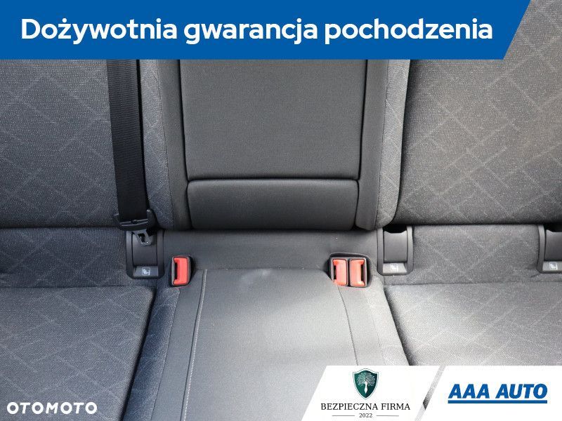 Volkswagen Golf - 12
