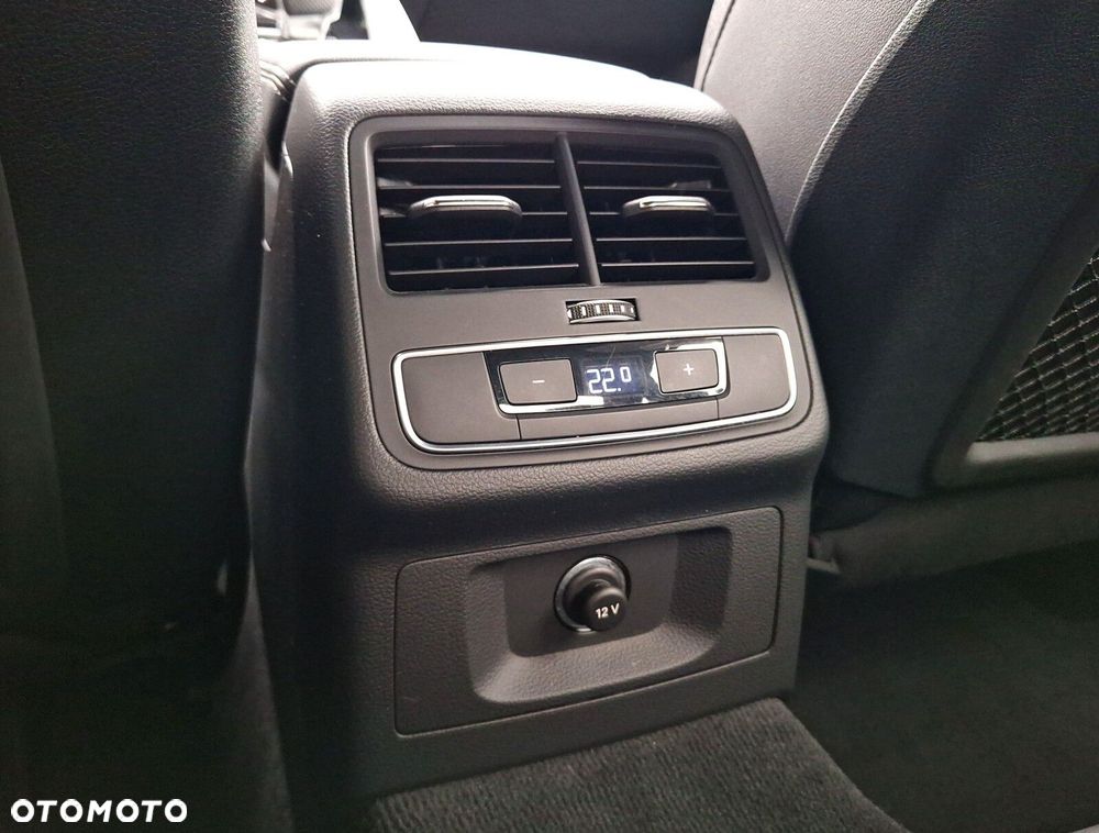 Audi A4 Limousine - 21