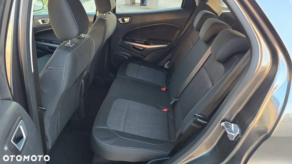 Ford EcoSport - 24