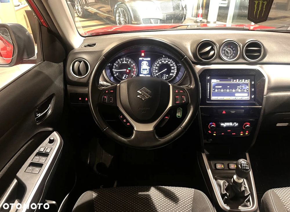 Suzuki Vitara 1.4 Boosterjet SHVS Elegance 2WD - 15