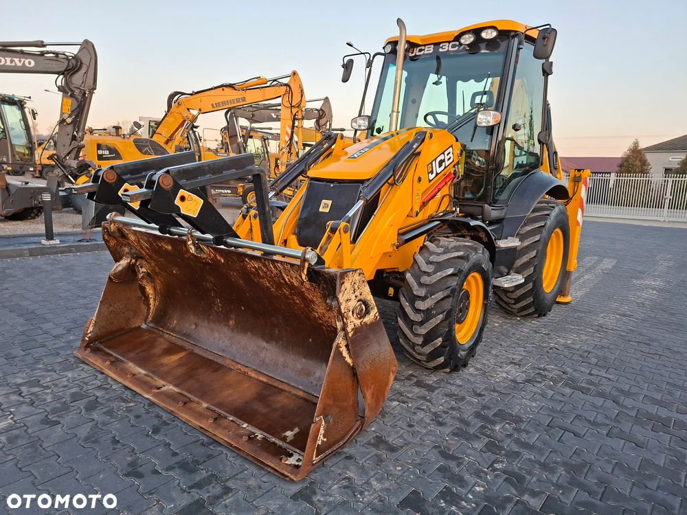 JCB 3CX Contractor Rok 2018 - 10