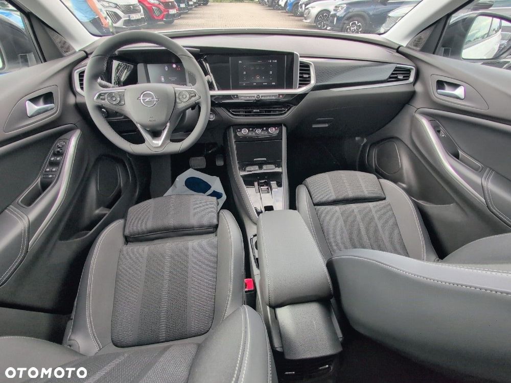 Opel Grandland 1.2 T Ultimate S&S - 8