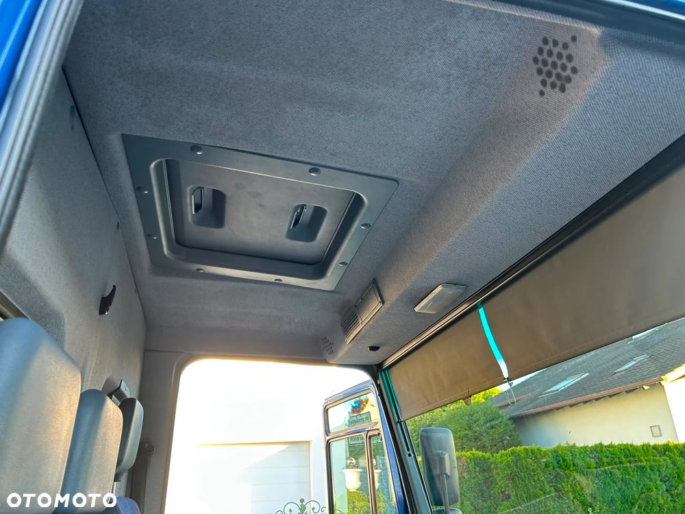 Mercedes-Benz 815 Vario Rex - 10
