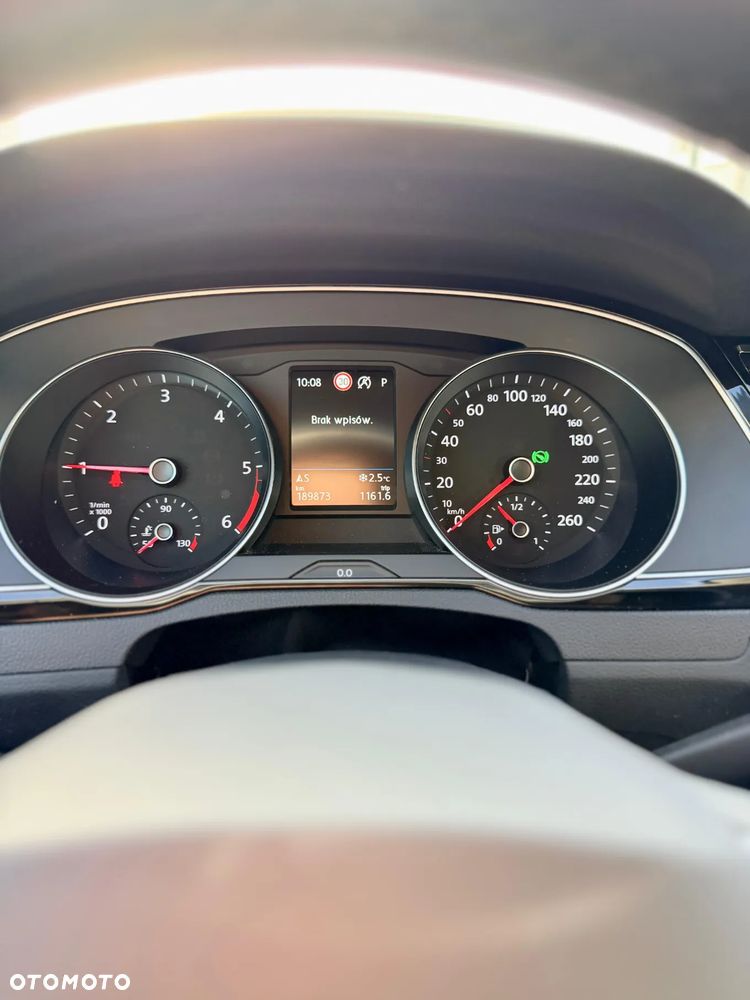 Volkswagen Passat 2.0 TDI EVO Business DSG - 12