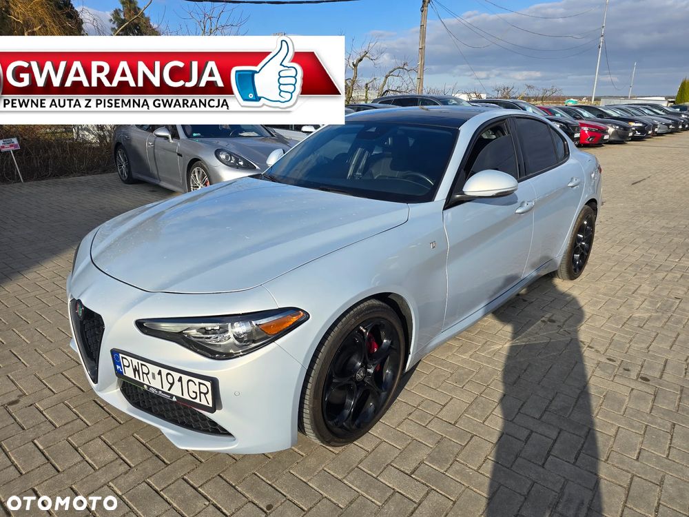 Alfa Romeo Giulia - 1