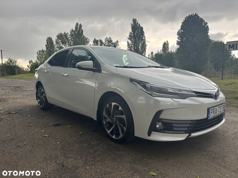 Toyota Corolla 1.6 Prestige EU6 - 11