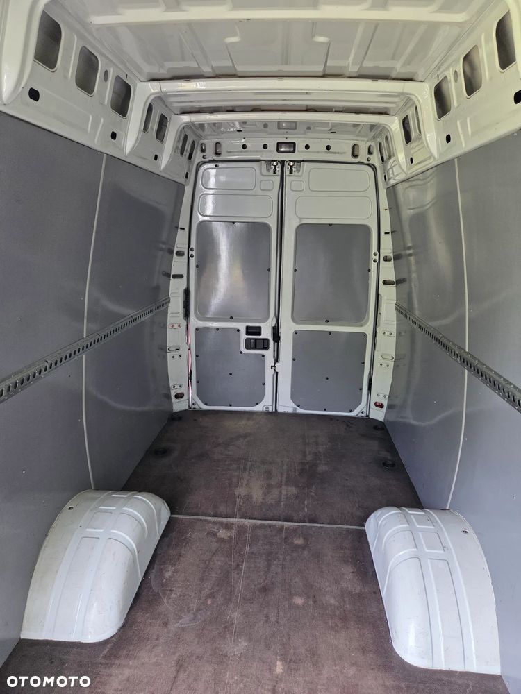 Iveco Daily 35C15 - 9