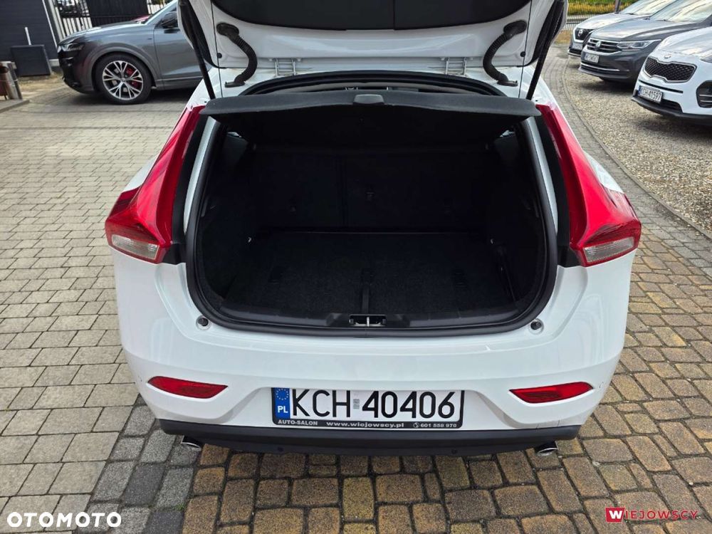 Volvo V40 - 13