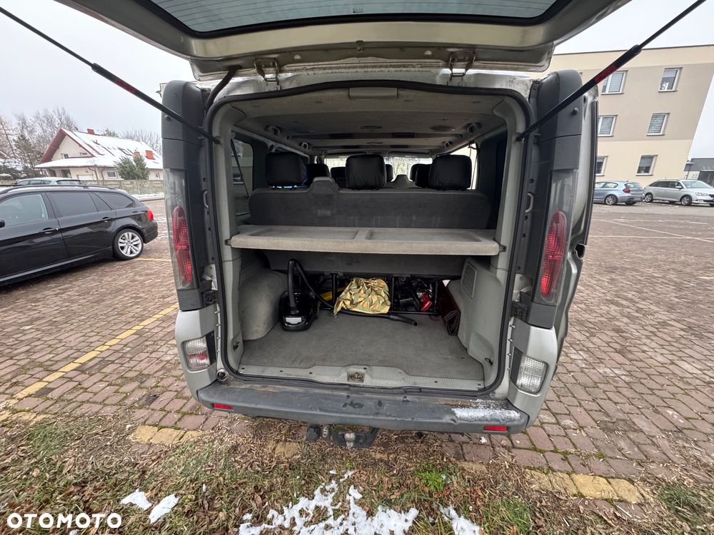 Renault Trafic Passenger - 5