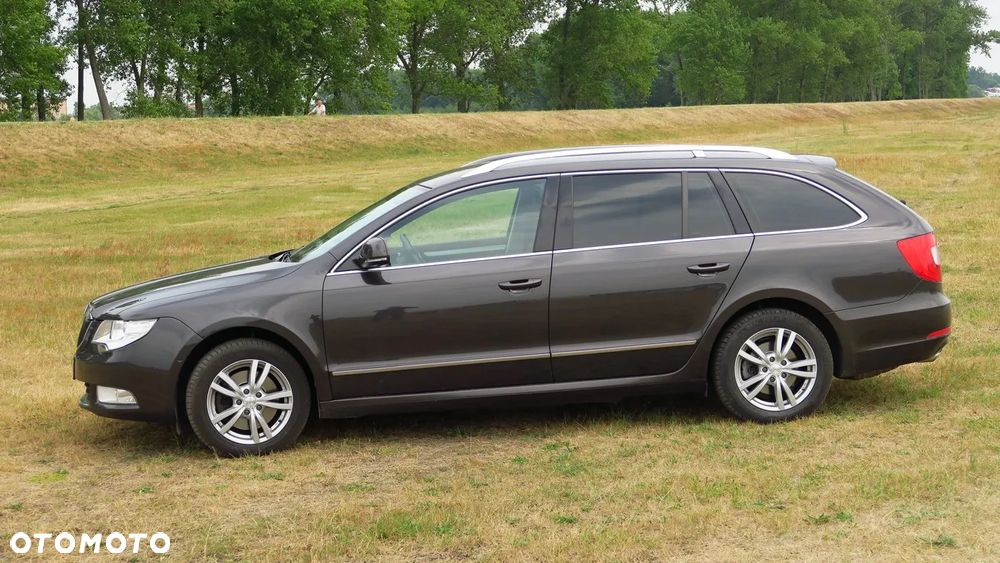 Skoda Superb 2.0 TDI Platinum DSG - 5