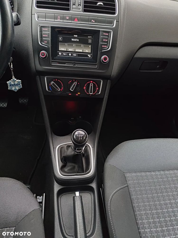 Volkswagen Polo 1.2 TSI (Blue Motion Technology) Comfortline - 38