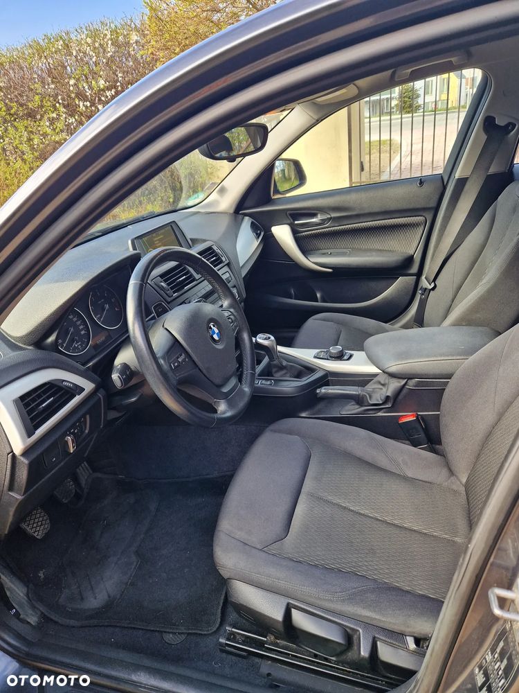 BMW Seria 1 116d DPF - 5