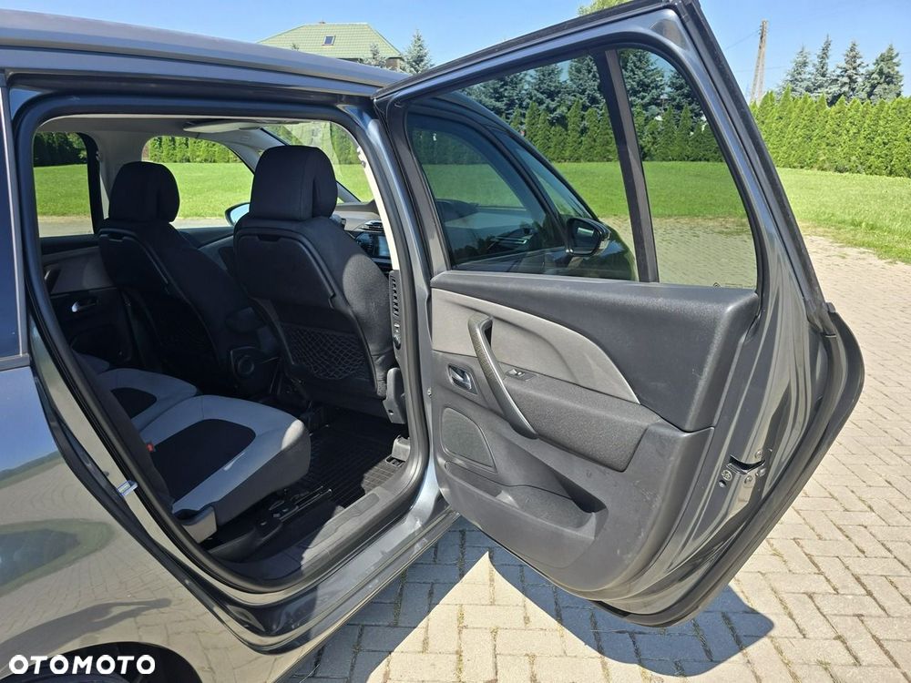 Citroën C4 Grand Picasso - 23