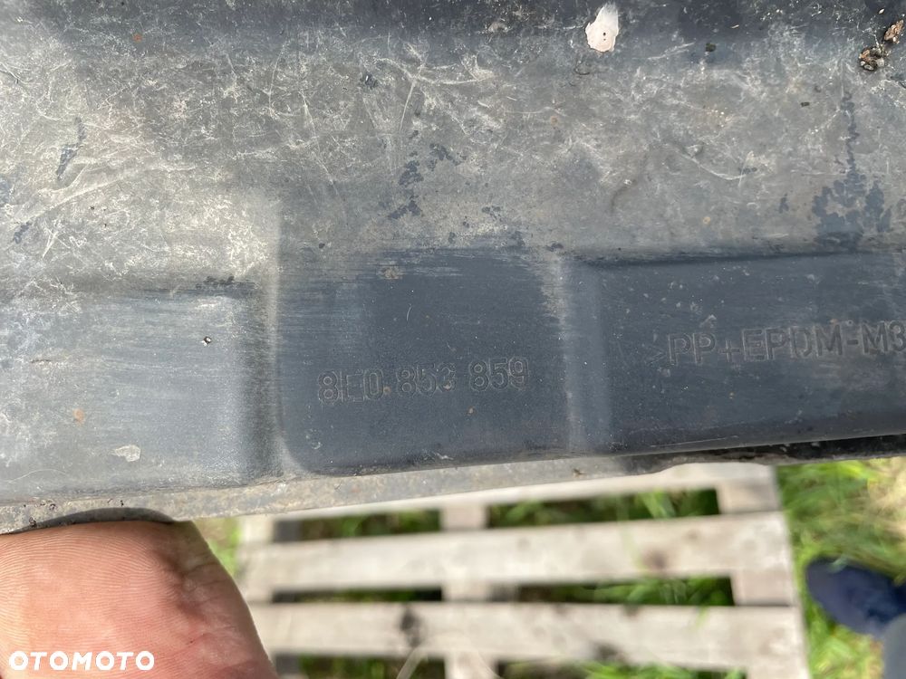 Listwa progowa lewa AUDI 8E0853859 - 2