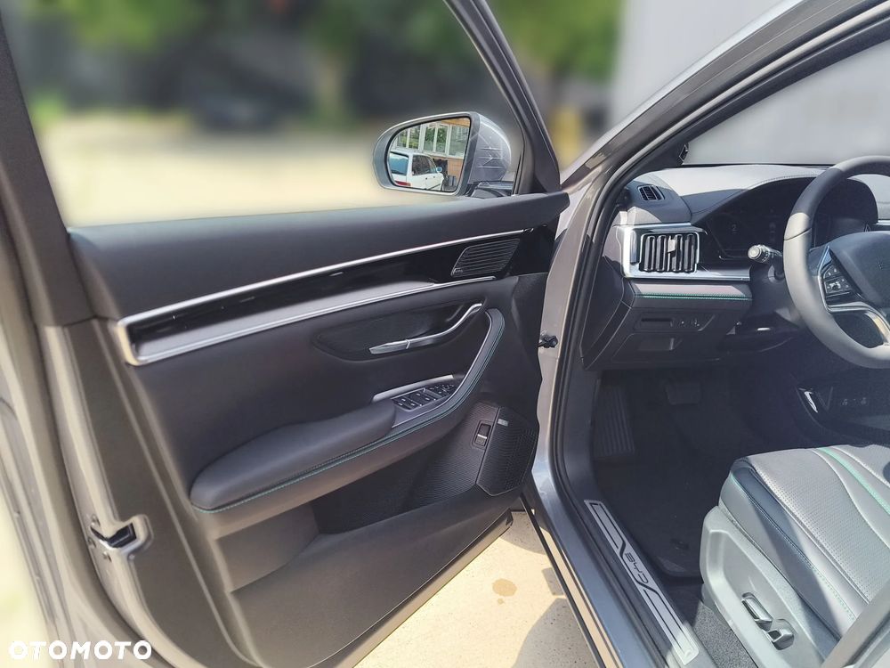 BYD Seal - 11