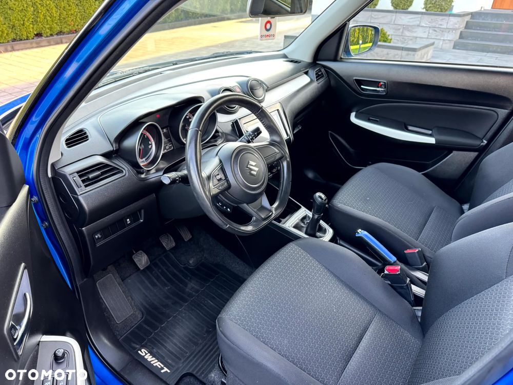 Suzuki Swift - 10