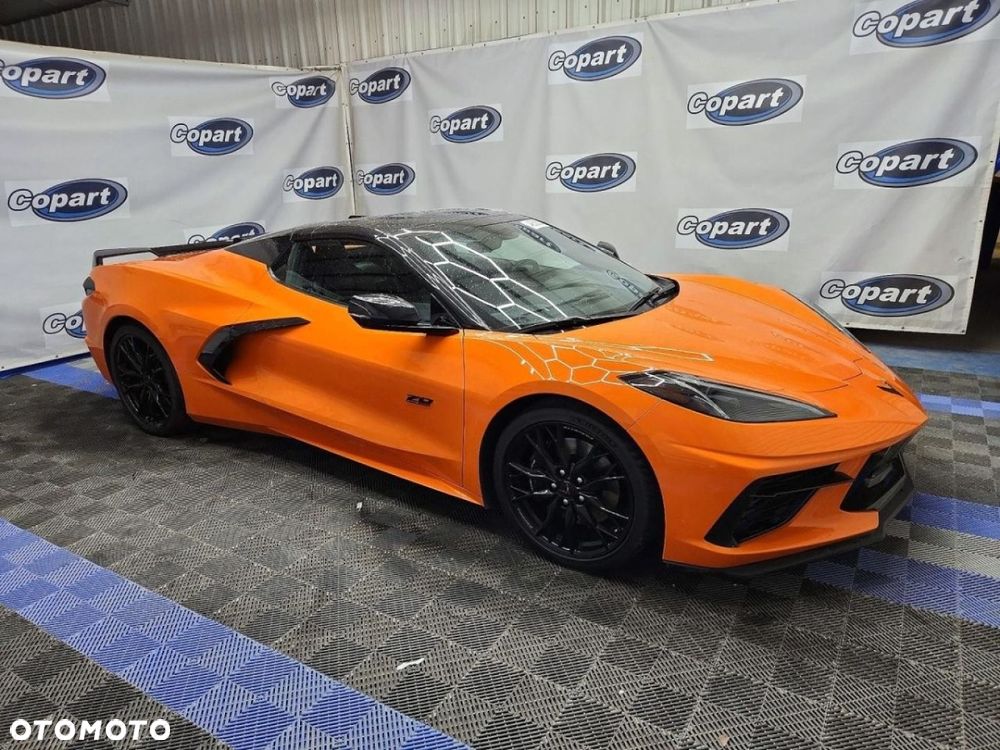 Chevrolet Corvette - 3