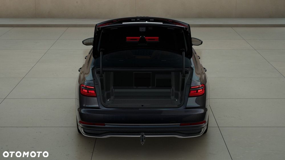Audi A8 - 6