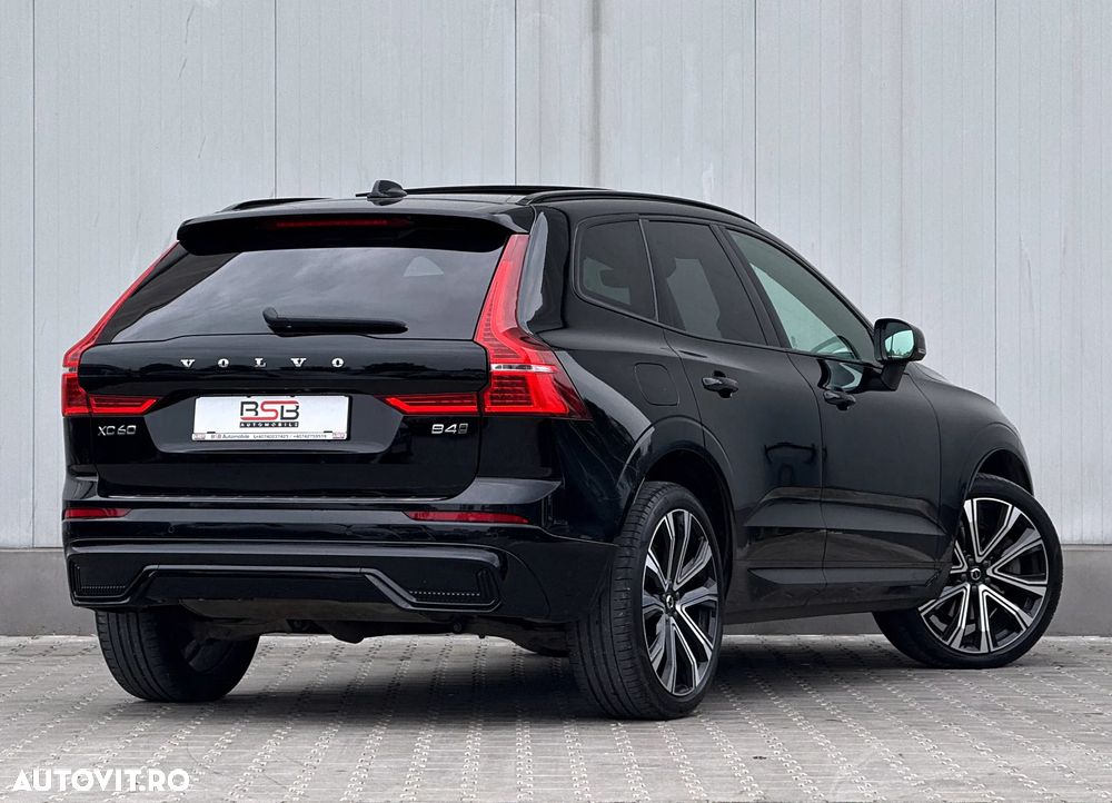 Volvo XC 60 B4 D AWD Plus Dark - 7