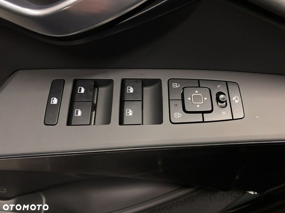 Kia Niro - 32